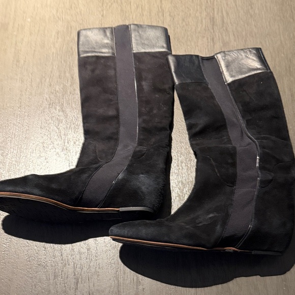 Black Suede Knee-High Boots - Picture 5 of 9